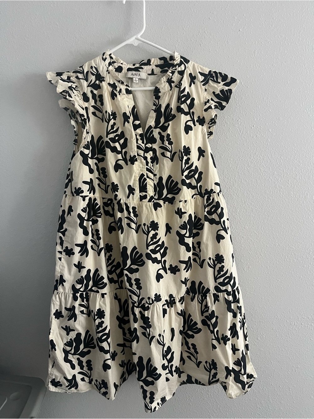 Avara Black & Cream Floral Tiered Dress Size Large